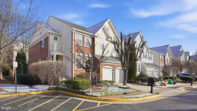 $899,000 | 8921 Mayhew Court, Lorton, VA 22079