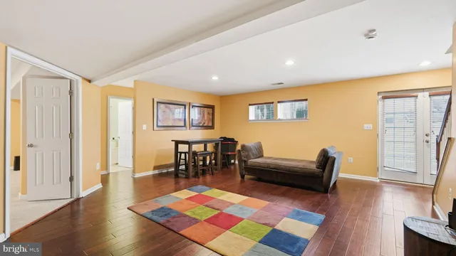 $899,000 | 8921 Mayhew Court, Lorton, VA 22079