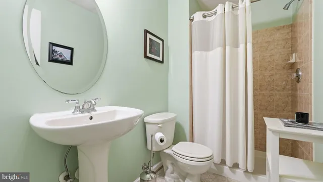 $874,900 | 8921 Mayhew Court, Lorton, VA 22079