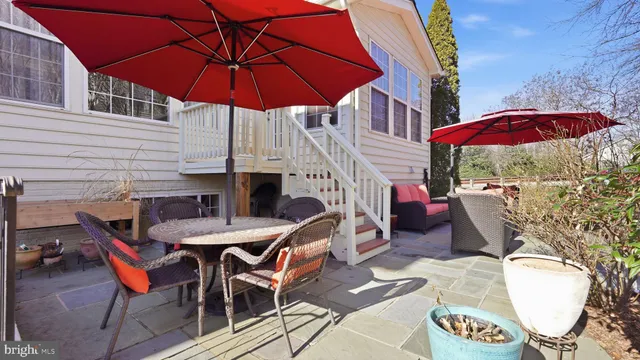 $874,900 | 8921 Mayhew Court, Lorton, VA 22079