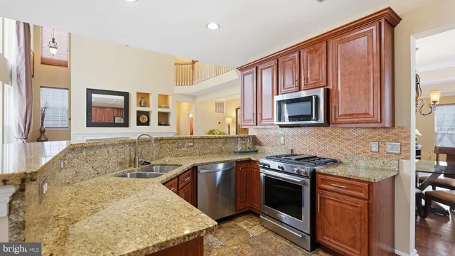 $874,900 | 8921 Mayhew Court, Lorton, VA 22079