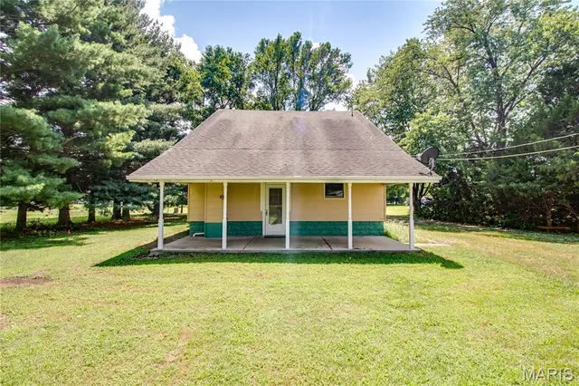 $120,000 | 13554 Cannedy Road, Carlinville, IL 62626