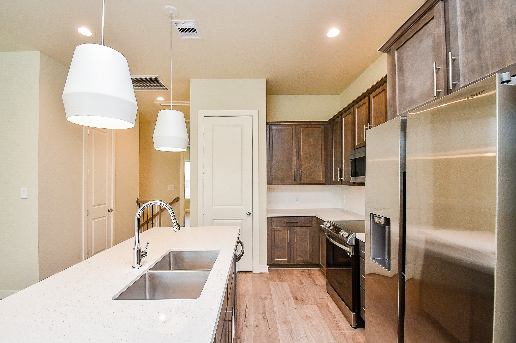 2307 Warhol Way Houston, TX 77091 - Photo 18 of 31