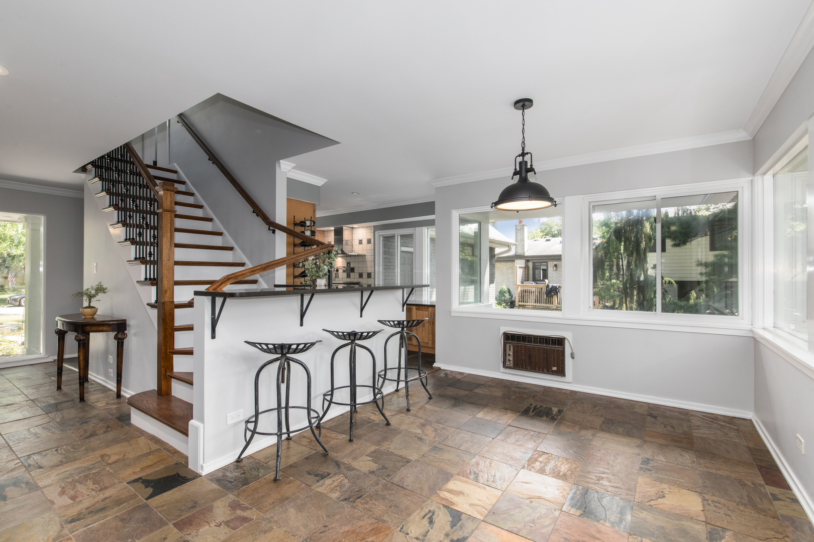 708 Wesley Drive Park Ridge, IL 60068 - Photo 12 of 29 Gallery Image 12
