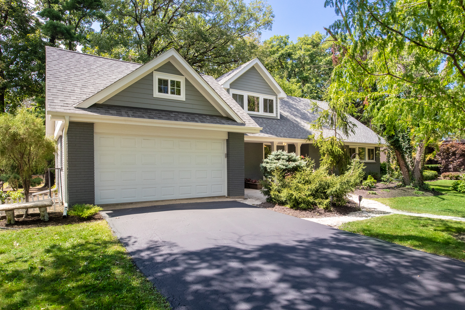 708 Wesley Drive Park Ridge, IL 60068 - Photo 2 of 29 Gallery Image 2
