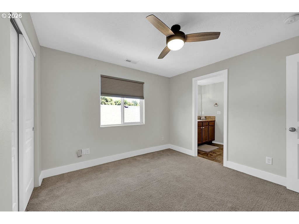 24969 Perkins Road Veneta, OR 97487 - Photo 24 of 28 Bedroom