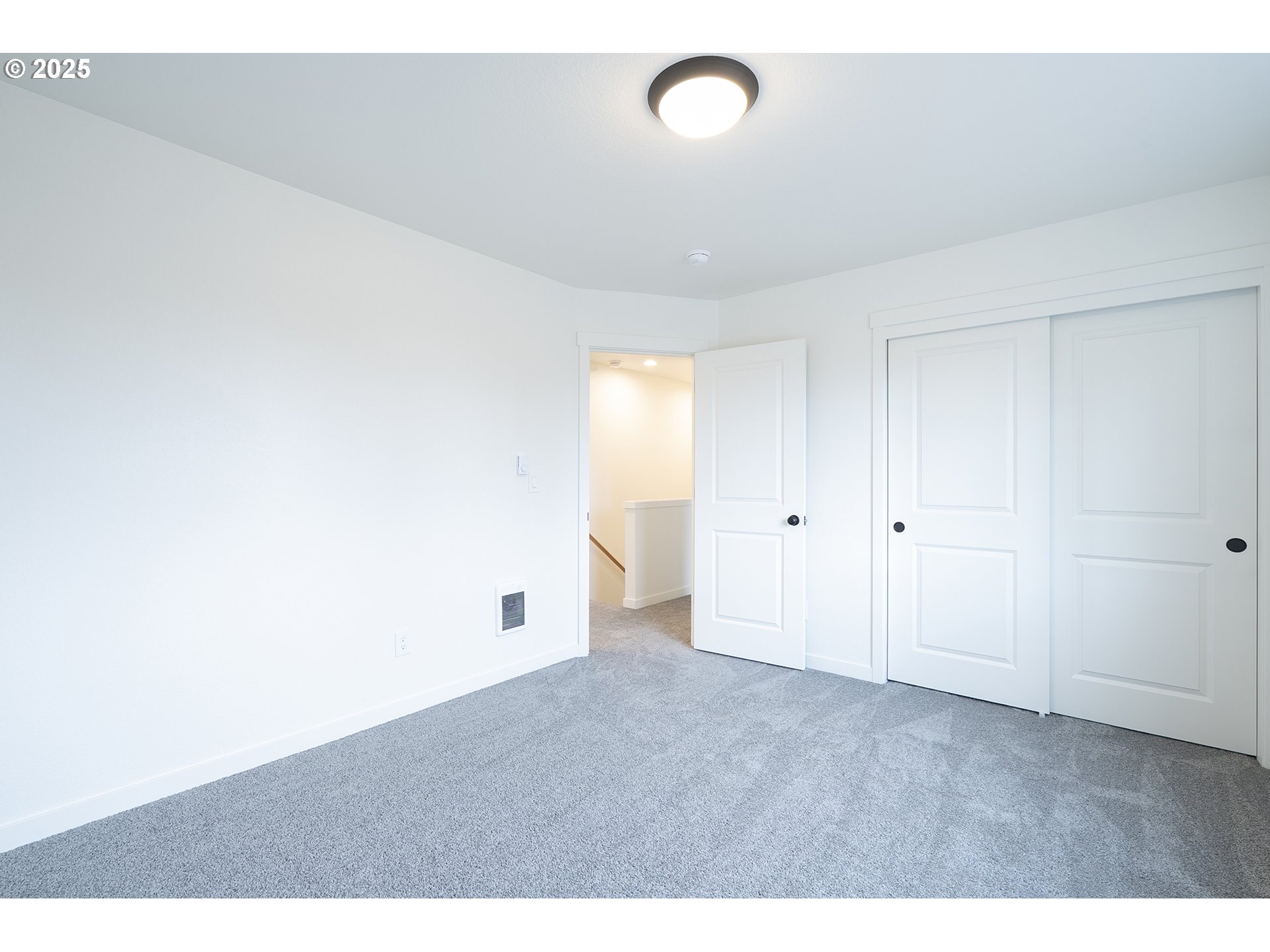 14722 Southeast Powell Boulevard Portland, OR 97236 - Photo 15 of 20 a view of an empty room