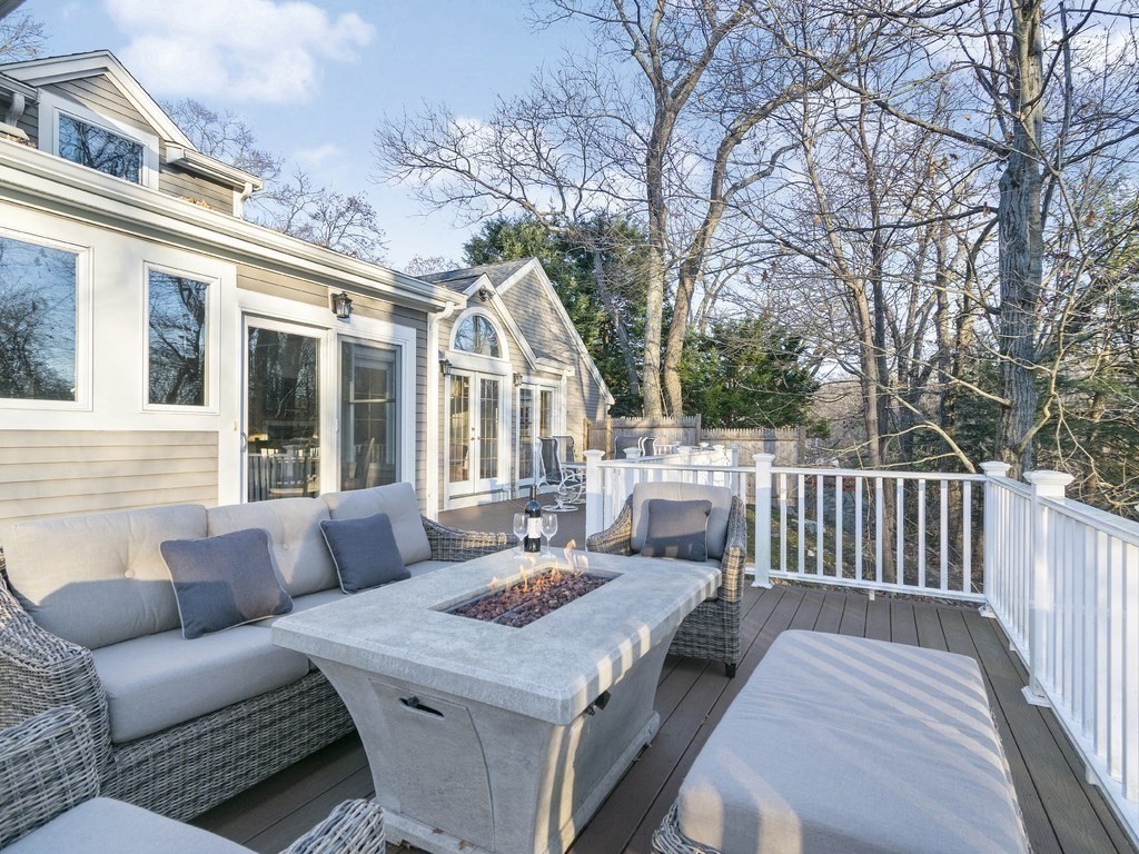 84 Craftsland Road Brookline, MA 02467 - Photo 24 of 30 Gallery Image 24