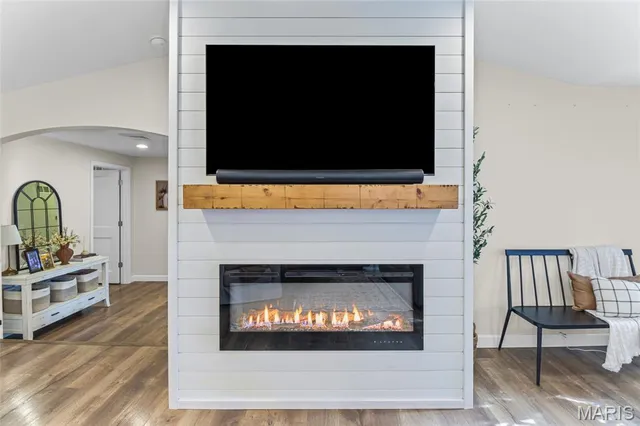 $390,000 | 2100 Highway 61, Festus, MO 63028