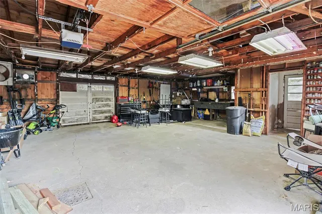 $390,000 | 2100 Highway 61, Festus, MO 63028