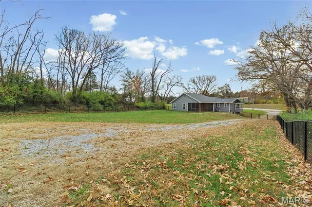 $390,000 | 2100 Highway 61, Festus, MO 63028