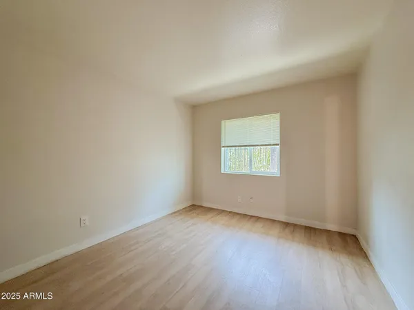 $695 | 1703 West Mountain View Road, Unit 11, Phoenix, AZ 85021