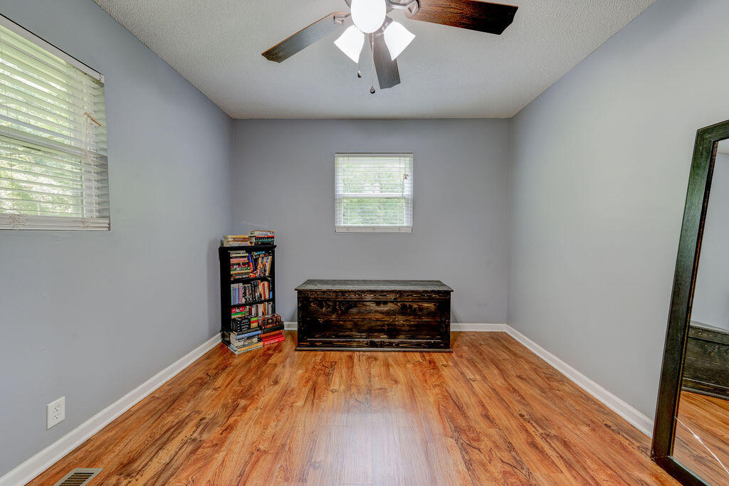 2329 Cave Hollow Road Northeast Dalton, GA 30721 - Photo 26 of 44 2329NECoveHollowRoad-36