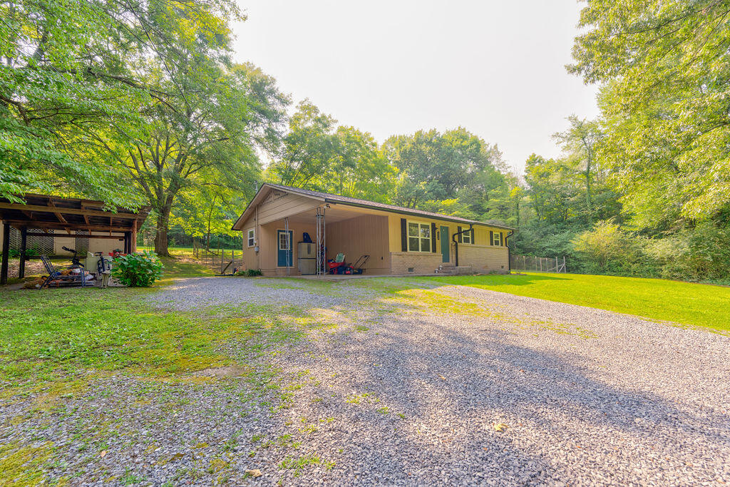 2329 Cave Hollow Road Northeast Dalton, GA 30721 - Photo 3 of 44 2329NECoveHollowRoad-17