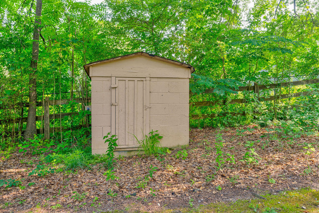 2329 Cave Hollow Road Northeast Dalton, GA 30721 - Photo 6 of 44 2329NECoveHollowRoad-20