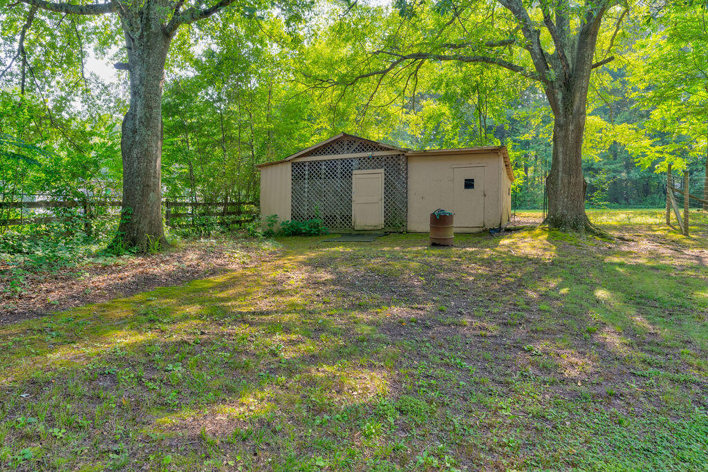 2329 Cave Hollow Road Northeast Dalton, GA 30721 - Photo 7 of 44 2329NECoveHollowRoad-19