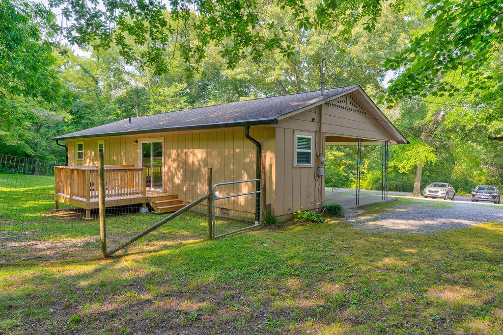 2329 Cave Hollow Road Northeast Dalton, GA 30721 - Photo 8 of 44 2329NECoveHollowRoad-25