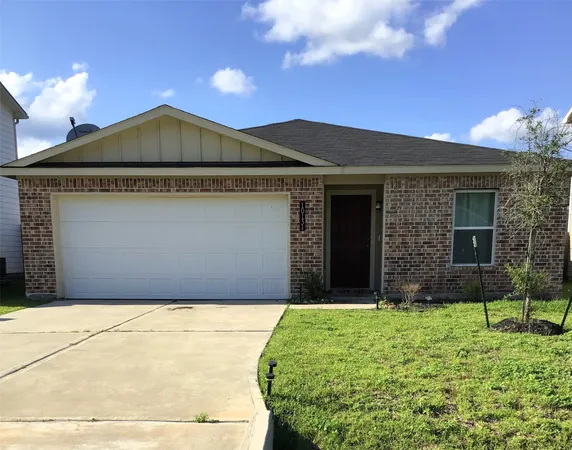 $1,550 | 10131 Cerritos Drive, Conroe, TX 77306