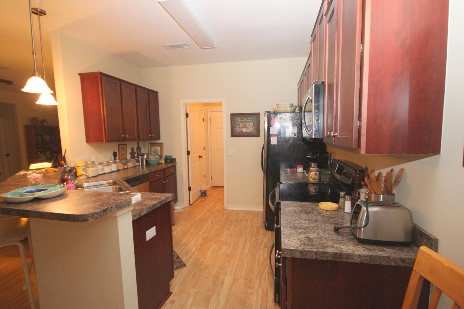 402 Hunters Ridge Road DeFuniak Springs, FL 32433 - Photo 7 of 22 Kitchen 1