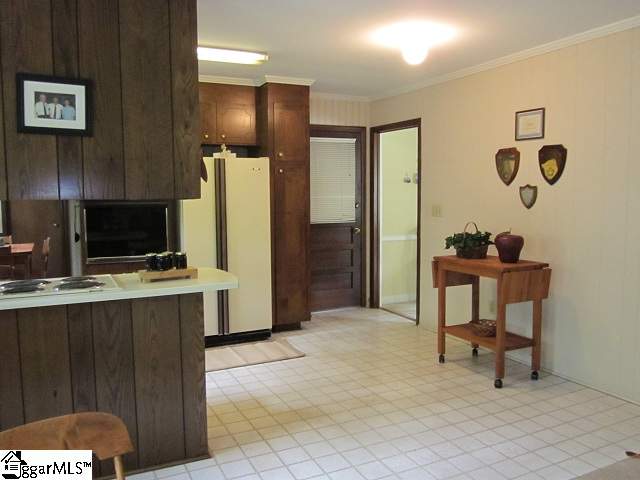 112 Colvin Road Greenville, SC 29615 - Photo 7 of 21 Gallery Image 7