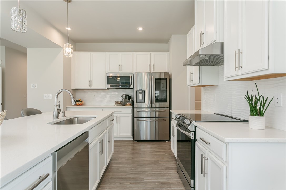 379 Anna Circle Webster, NY 14580 - Photo 15 of 47