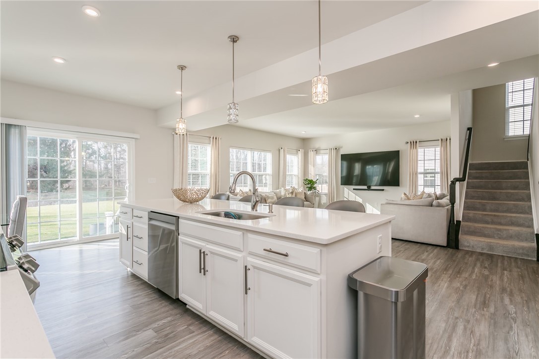 379 Anna Circle Webster, NY 14580 - Photo 16 of 47