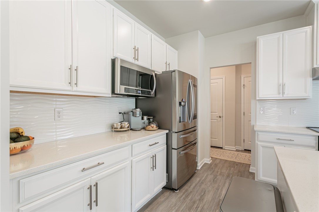 379 Anna Circle Webster, NY 14580 - Photo 23 of 47