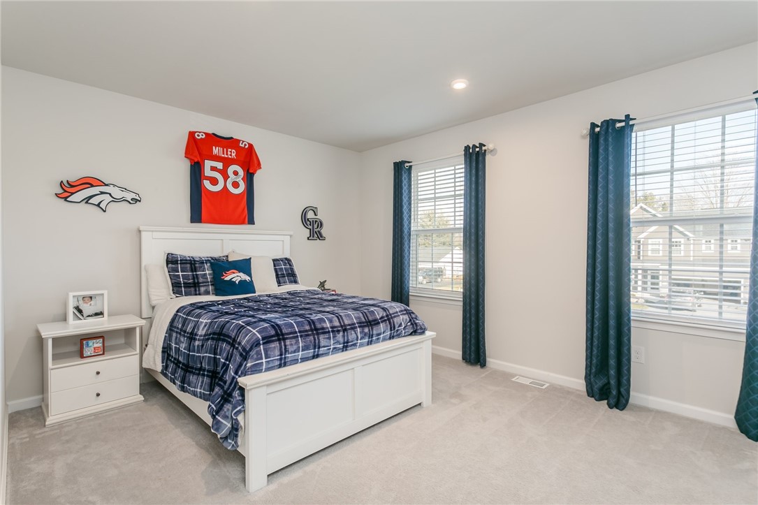 379 Anna Circle Webster, NY 14580 - Photo 25 of 47