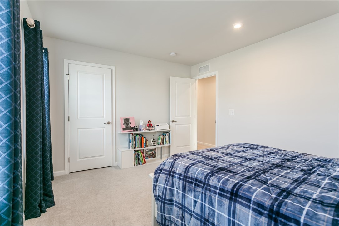 379 Anna Circle Webster, NY 14580 - Photo 26 of 47