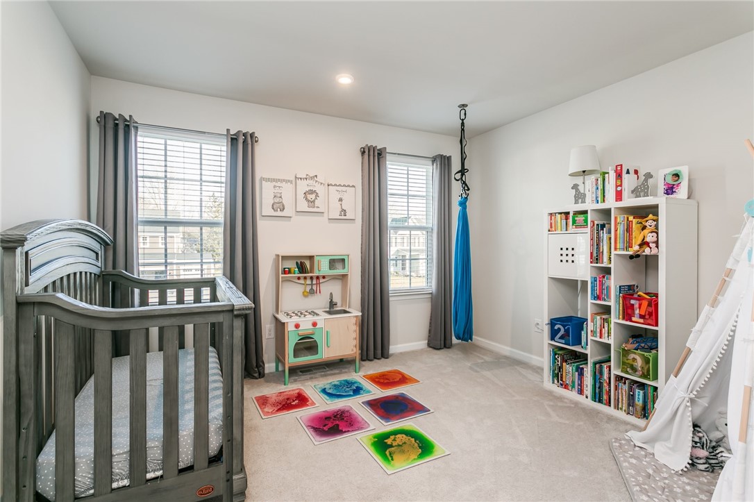 379 Anna Circle Webster, NY 14580 - Photo 30 of 47