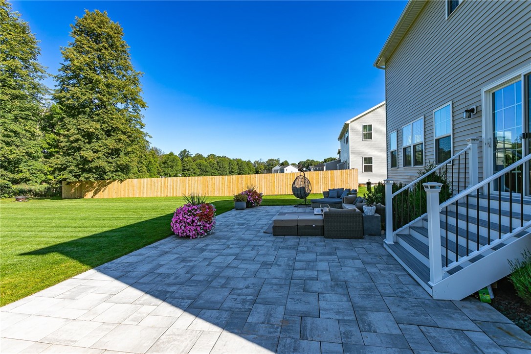 379 Anna Circle Webster, NY 14580 - Photo 6 of 47