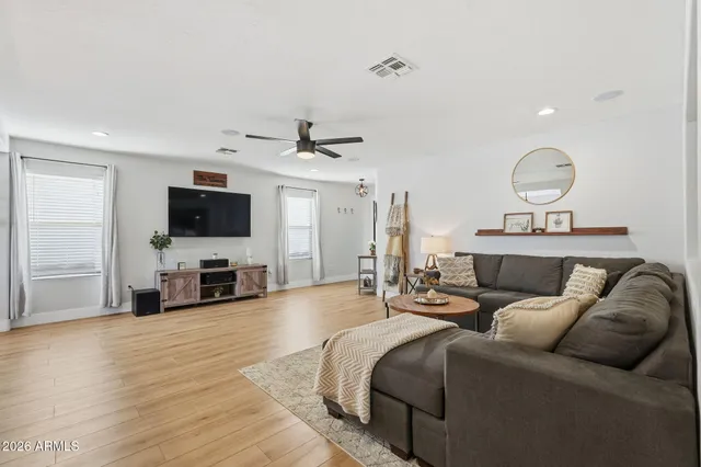 $435,000 | 8550 East Lakeview Avenue, Mesa, AZ 85209