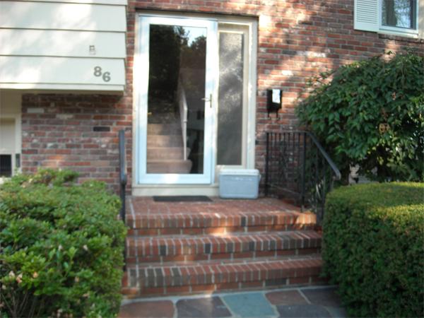 86 Albemarle Road Norwood, MA 02062 - Photo 2 of 20 Gallery Image 2