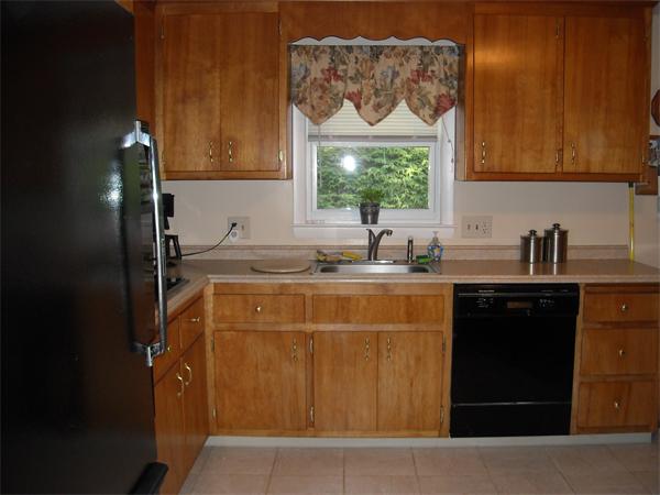 86 Albemarle Road Norwood, MA 02062 - Photo 8 of 20 Gallery Image 8