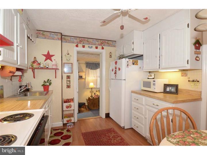 712 Hemlock Road Media, PA 19063 - Photo 5 of 19 Kitchen