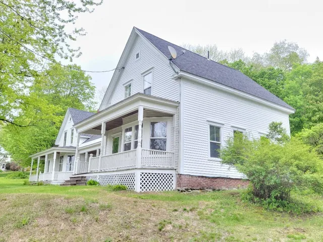 $264,900 | 15 Highland Avenue, Wilton, ME 04294