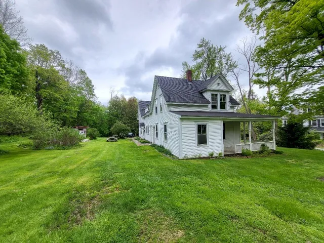 $264,900 | 15 Highland Avenue, Wilton, ME 04294