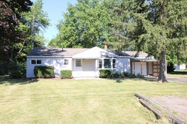 5348 Linden Road Swartz Creek, MI 48473 - Photo 2 of 14 IMG_0895.jpg