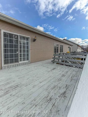 $1,975 | 4013 Pond View Drive, Clarks Summit, PA 18411