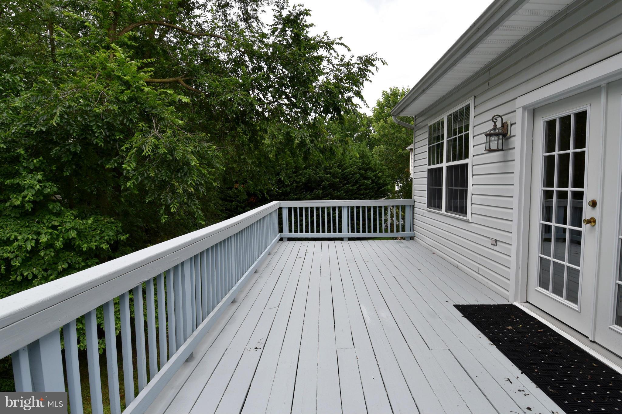 18811 Severn Road Gaithersburg, MD 20879 - Photo 29 of 30 Exterior (Rear)