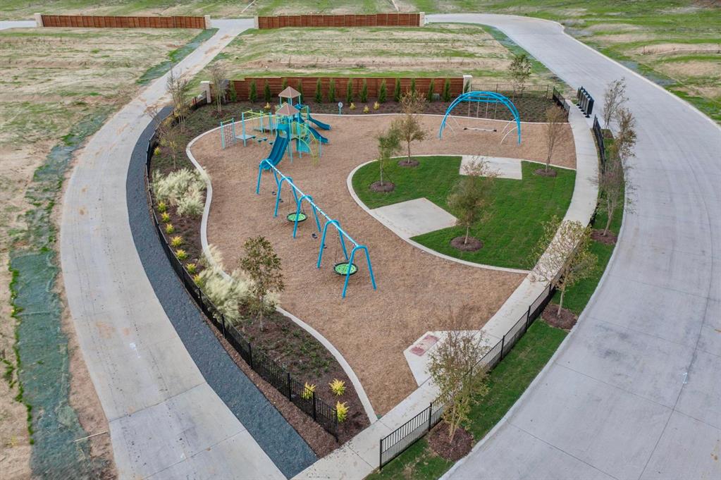 2017 Fall Crk Cove Mesquite, TX 75181 - Photo 11 of 40 Drone / aerial view of a recreational park