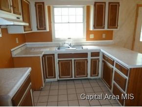 1216 E Street Springfield, IL 62703 - Photo 5 of 11