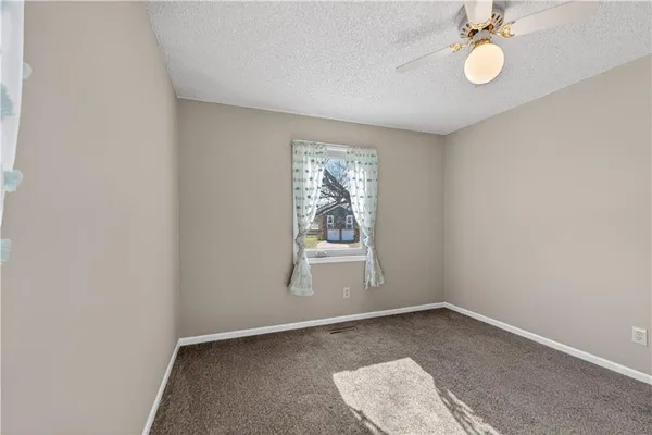 $395,000 | 15200 West Ellsworth Court, Olathe, KS 66062