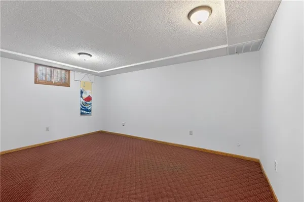 $395,000 | 15200 West Ellsworth Court, Olathe, KS 66062