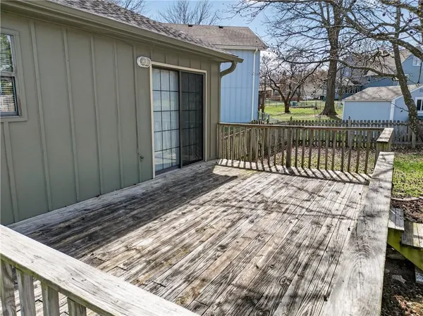 $395,000 | 15200 West Ellsworth Court, Olathe, KS 66062