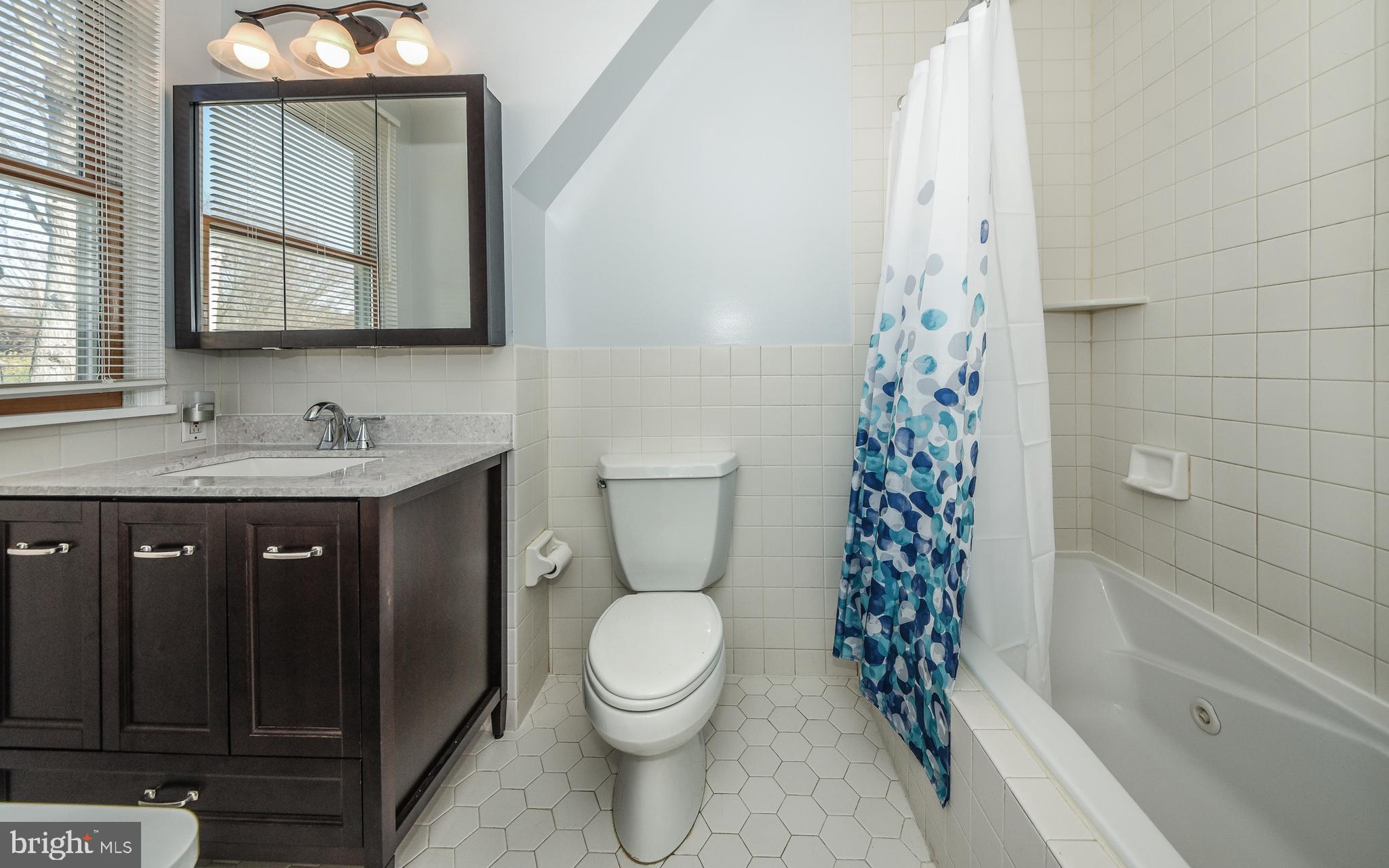 3 Erdenheim Road Glenside, PA 19038 - Photo 27 of 35 Full updated bath on upper level