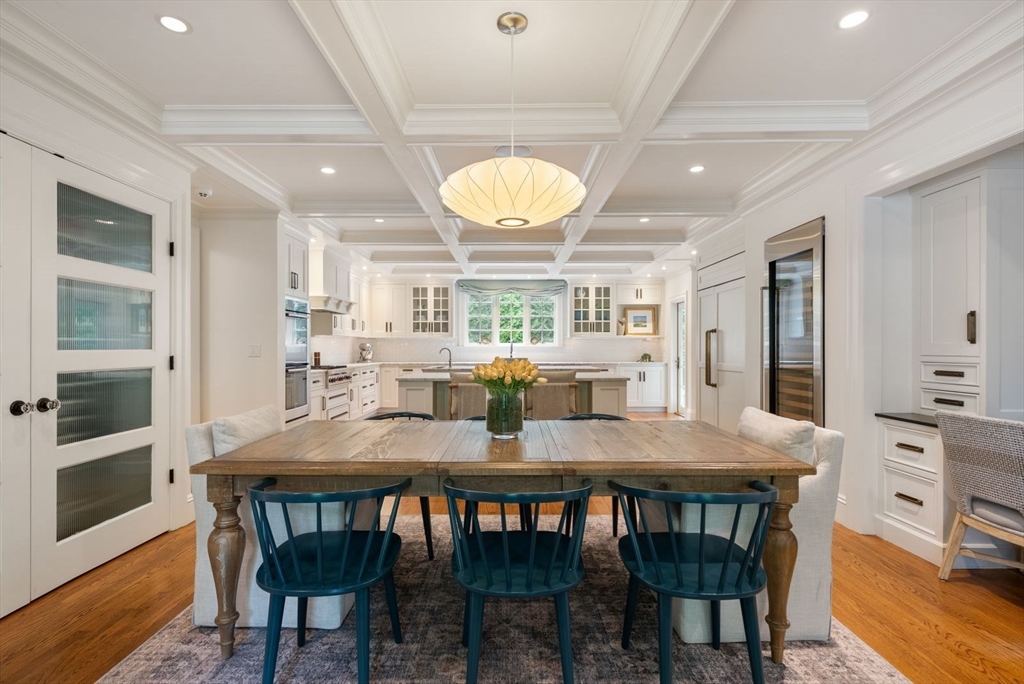 25 Kenilworth Road Wellesley, MA 02482 - Photo 8 of 42