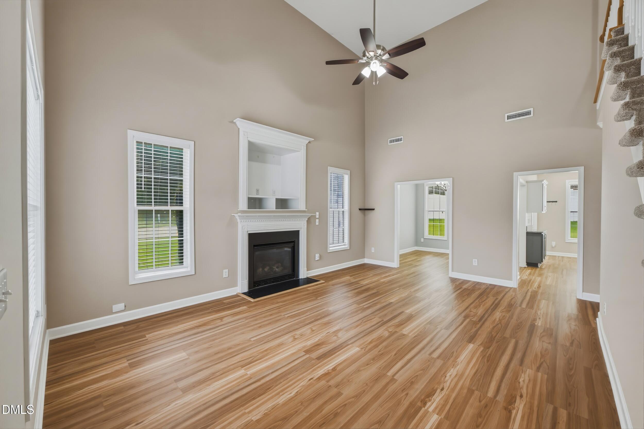 4 -4615 balance fox dr, interior