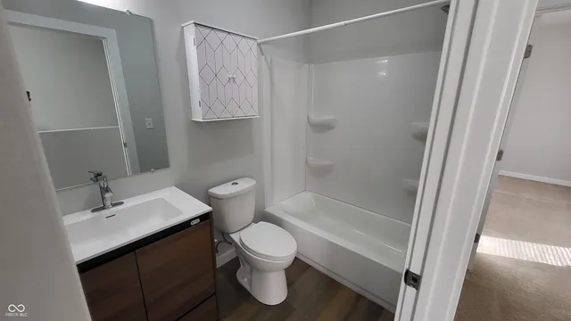 $1,350 | 515 North Oxford Street, Unit A, Indianapolis, IN 46201