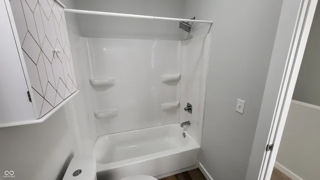 $1,350 | 515 North Oxford Street, Unit A, Indianapolis, IN 46201